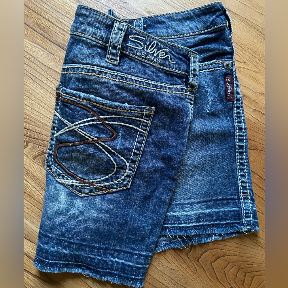 Silver Jeans SKIRT size 30